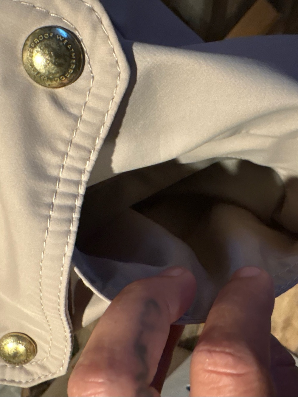 WEATHERPROOF Women's Lightweight Hooded Jacket in Taupe - Picture 4 of 6